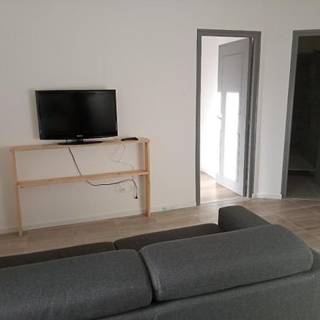 Souvigny Appart Proche Toutes Commodites מראה חיצוני תמונה